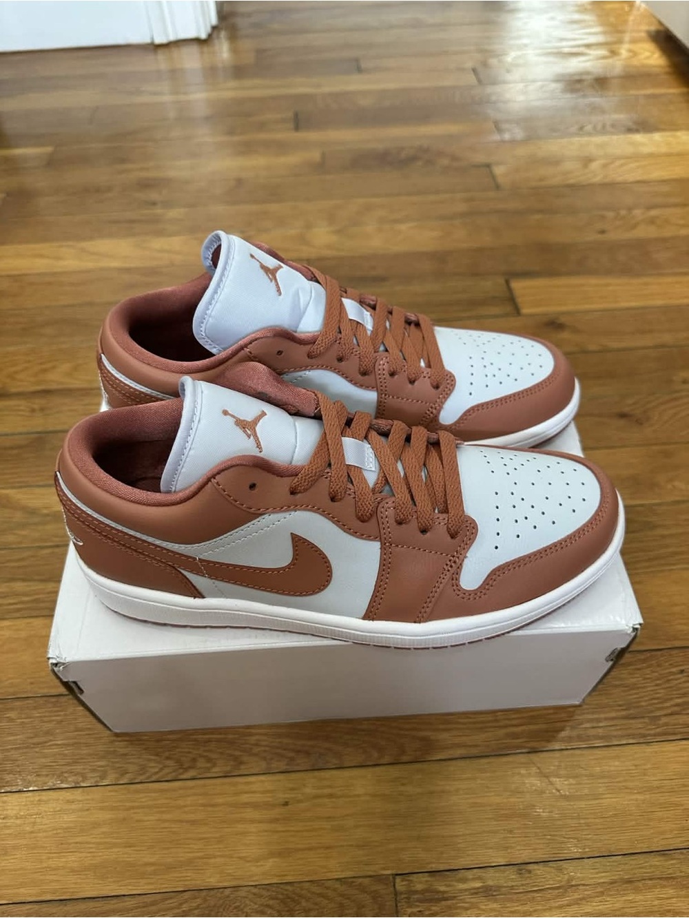 *New* Jordan 1 Low Men Orange White (DV0774-080) Size 10